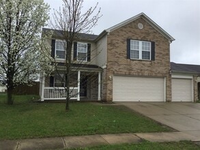 Building Photo - 9939 Big Bend Dr