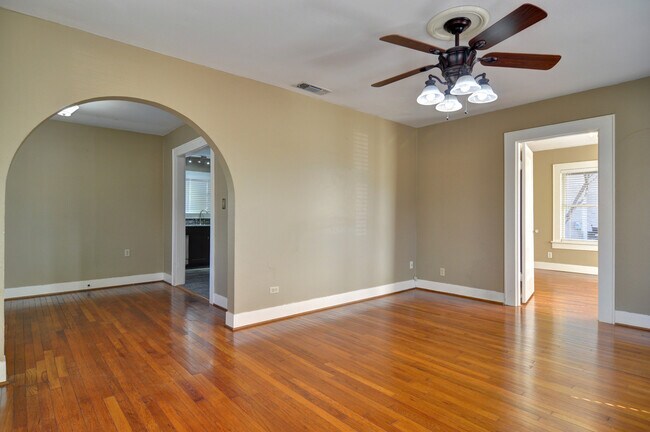 Building Photo - 4128 Pershing Ave