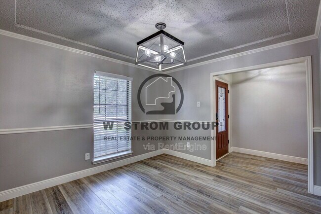 Building Photo - 1642 Belltower Dr