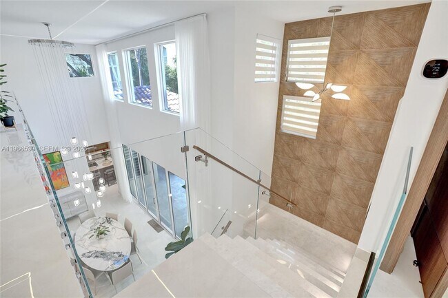 Building Photo - 20824 NE 37th Ave