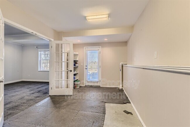Building Photo - 7501 S Sicily Way