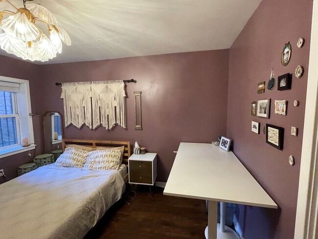 Building Photo - Recently Renovated 1 bedroom apartment in Columbia Heights