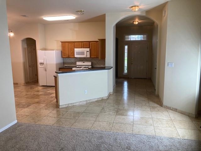 Building Photo - 632 Columbine Ave