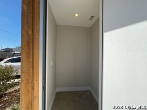 Building Photo - 1107 S Cherry St