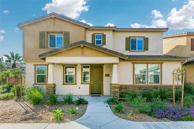 Building Photo - 4959 Camarillo Ln