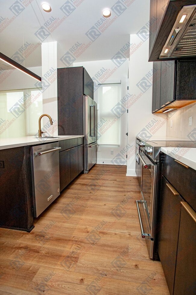 Building Photo - For Rent – Modern, Eco-Friendly Smart Home in Durham, NC