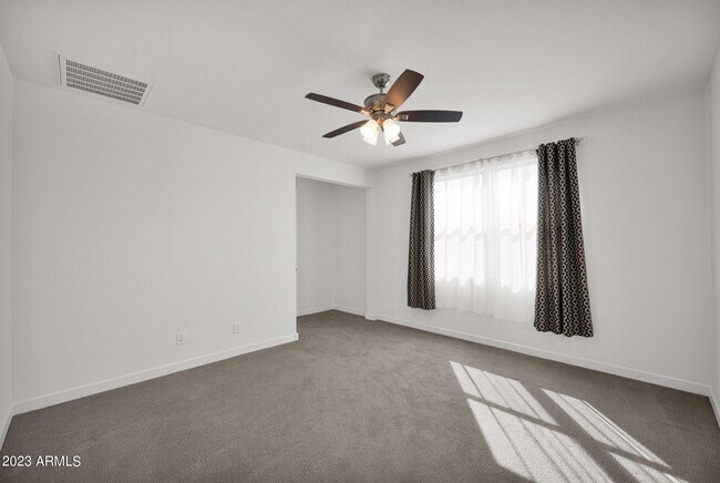 Building Photo - 9863 E Tungsten Dr