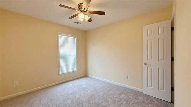 Building Photo - 3592 Gainesway Trace