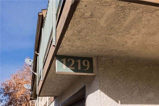 Building Photo - 1219 Edwards St