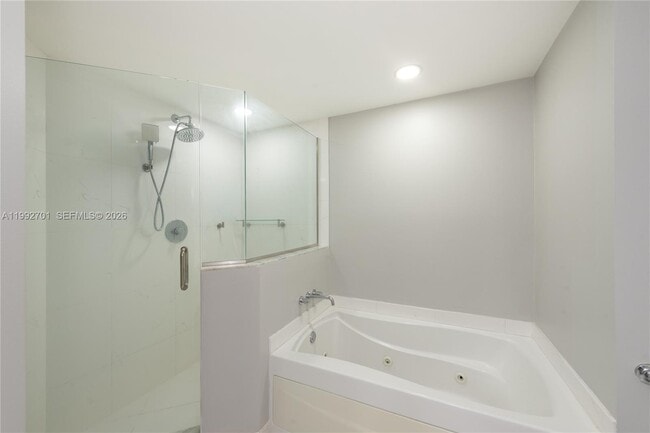 Building Photo - 55 SE 6th St