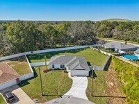 Building Photo - 6 Dogwood Dr Trce