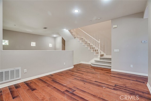 Building Photo - 6257 Pacific Pointe Dr