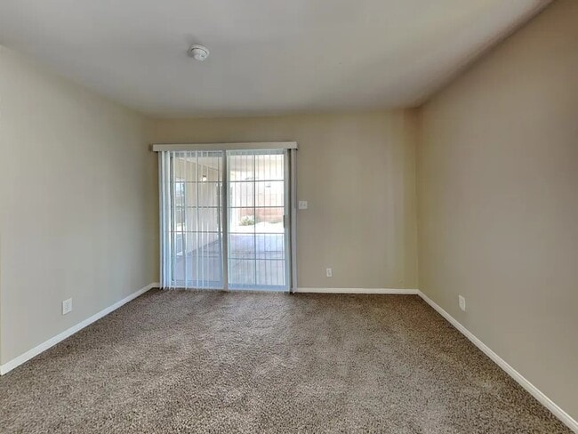 Building Photo - 7714 Lasaine Ave