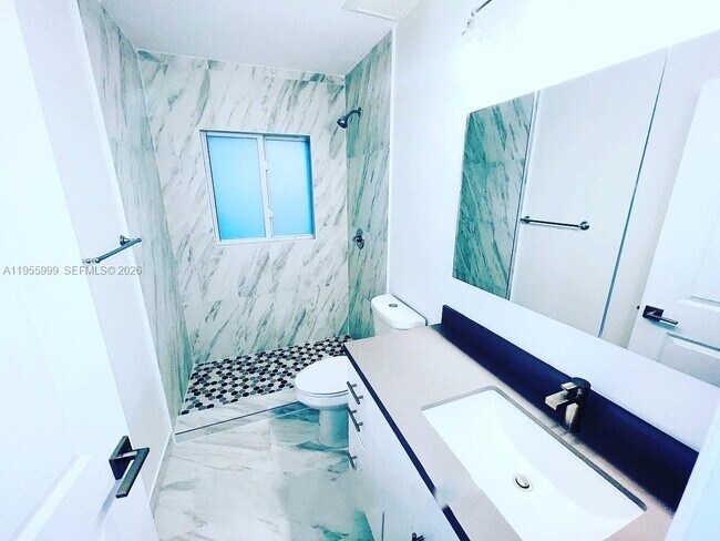 Building Photo - 7128 SW 22nd St