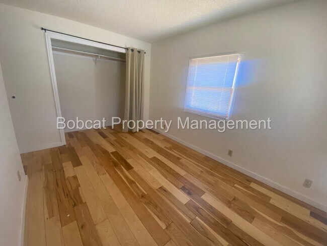Building Photo - Unique Duplex on the South Side of Carson City - Near Tons of Shopping