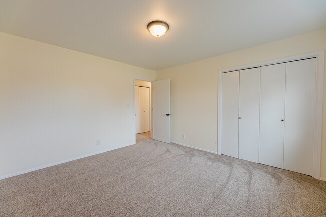 Building Photo - 10999 AR-72