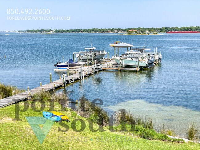 Building Photo - 14180 River Rd