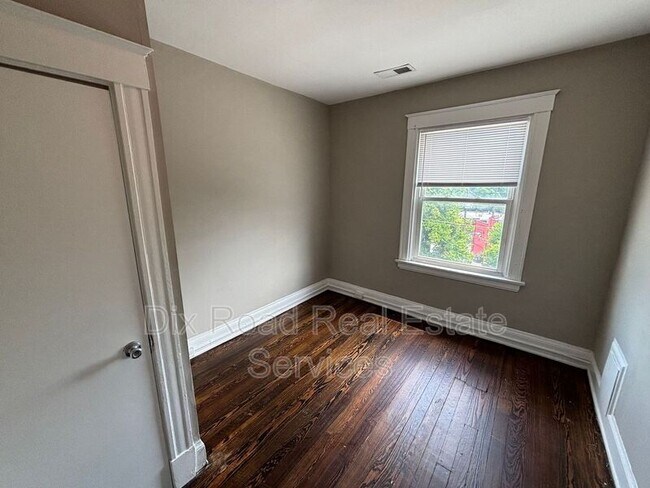 Building Photo - 2215 Mcgregor Pl