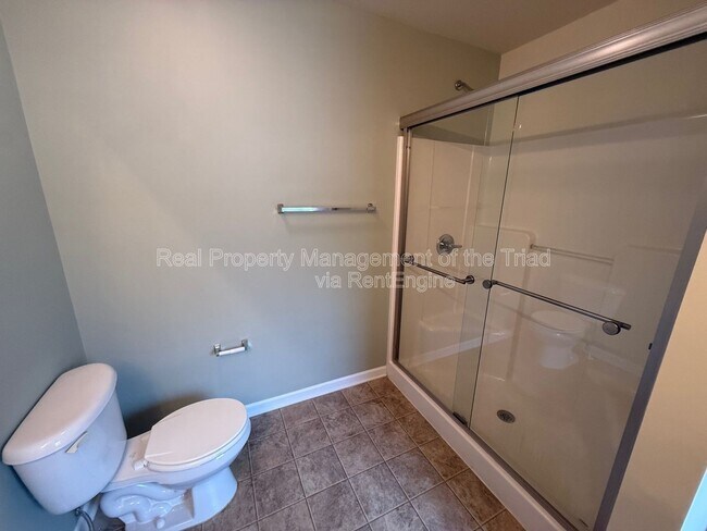 Building Photo - 6519 Ashebrooke Dr