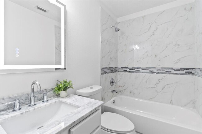 Building Photo - 6894 Stillwater Dr