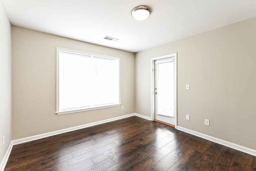 Building Photo - 361 Grayson Way