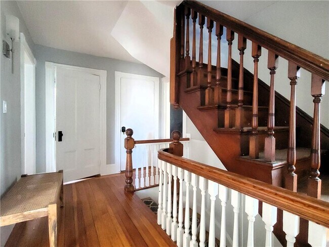 Building Photo - 22 Annandale Rd