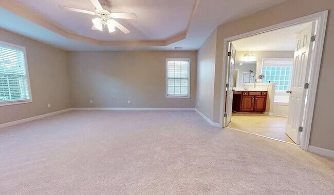 Building Photo - Stunning 4BD, 3BA Wake Forest Home with Ch...