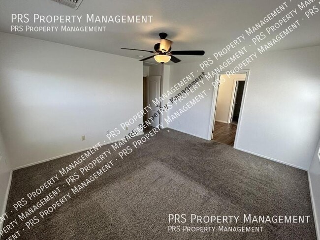 Building Photo - 45563 W Starlight Dr