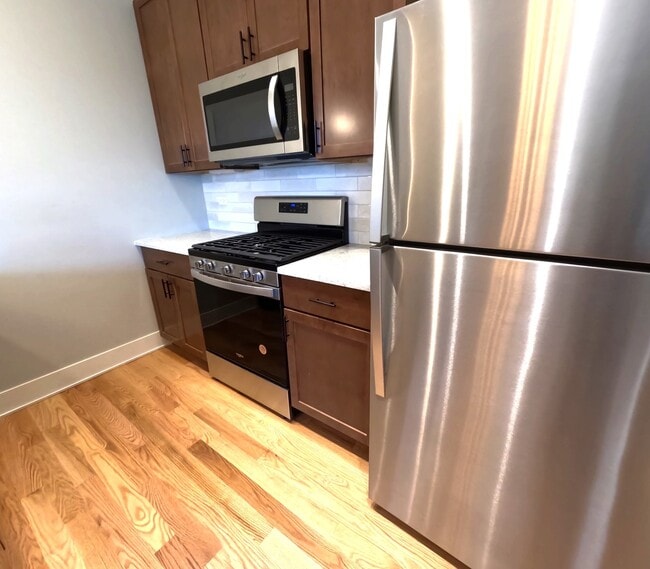 Building Photo - 3473 S Archer Ave