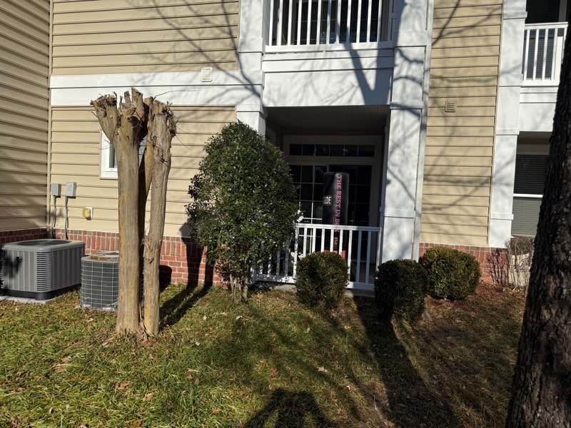 Building Photo - 704 River Rock Way