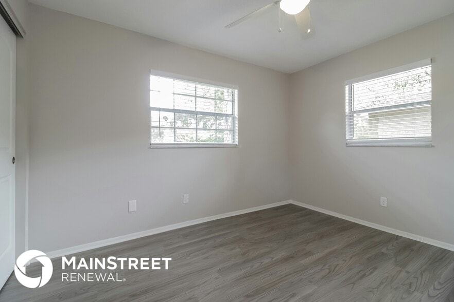 Building Photo - 44 Plover Ave