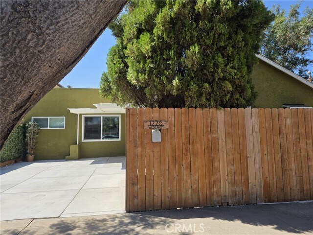 Building Photo - 1226 W Palm Ave