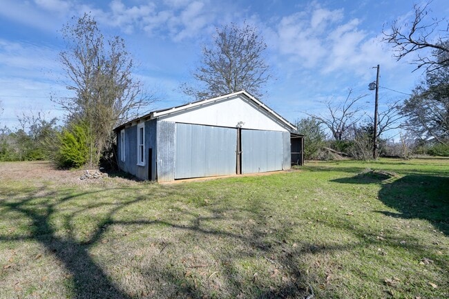 Building Photo - 1232 Co Rd 1805