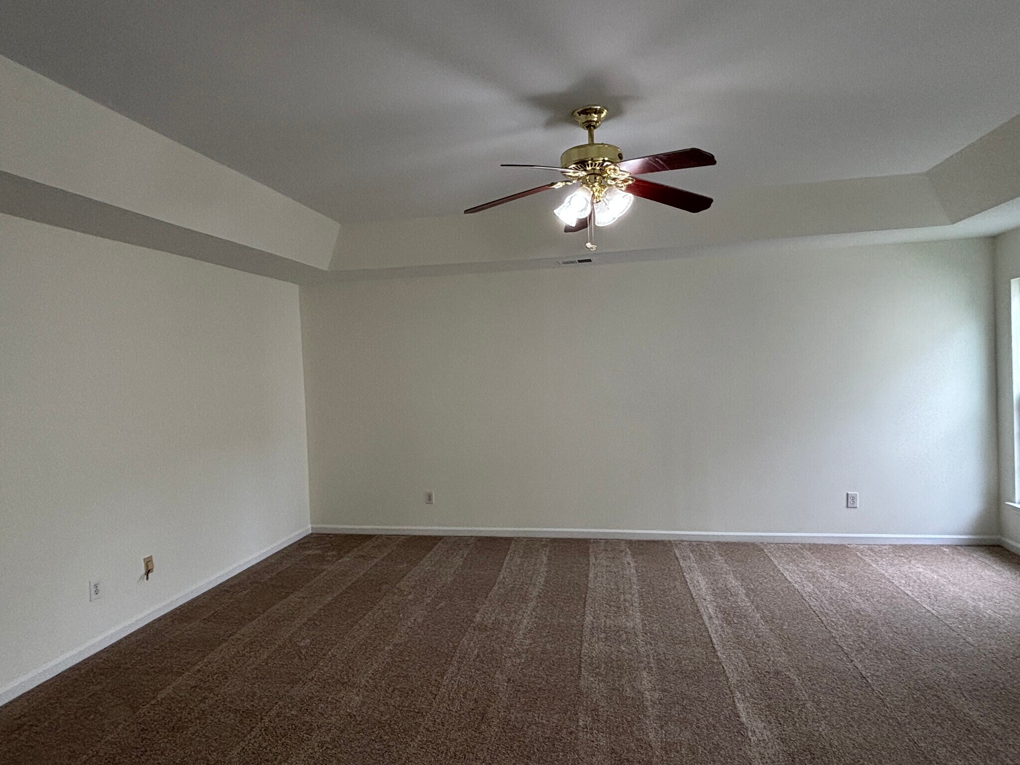Building Photo - 15938 Wayland Dr
