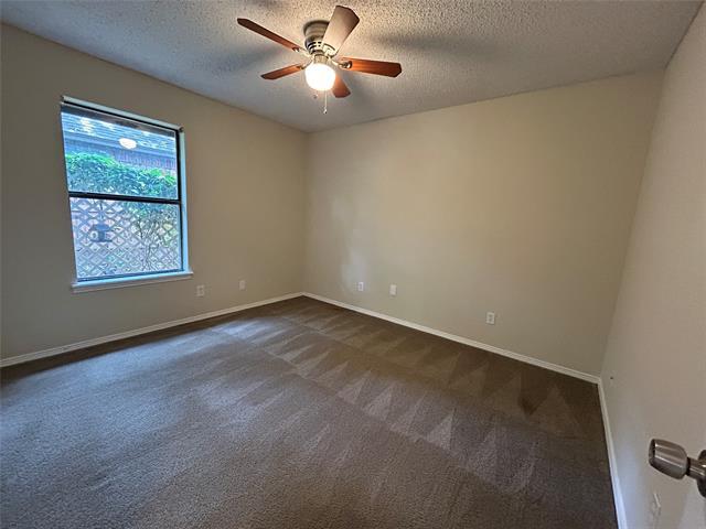 Building Photo - 7516 Woodhaven Dr