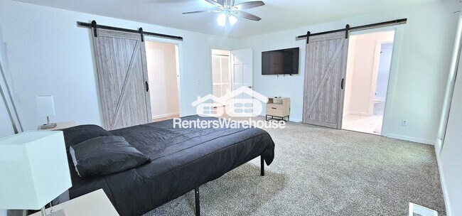Building Photo - 10500 Rivertown Rd