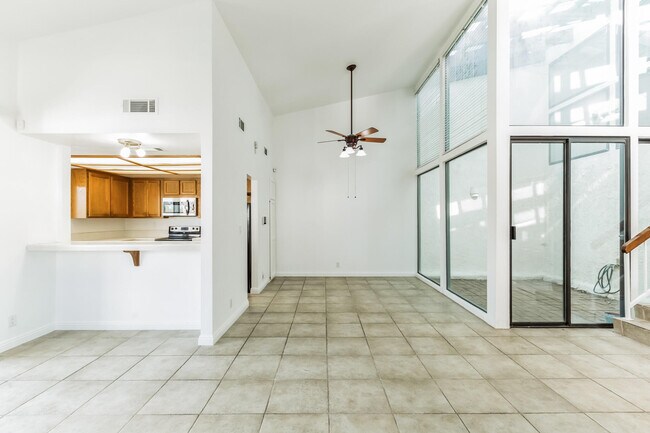 Building Photo - 45324 Driftwood Dr