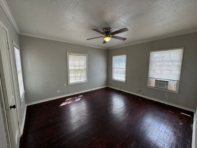 Building Photo - 3624 N 23rd St