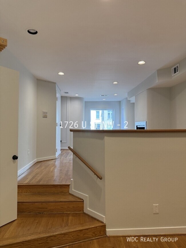 Building Photo - 1726 U St NW