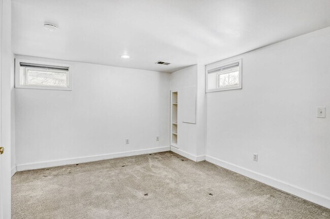 Building Photo - Beautifully Updated West Highland Home Near Sloan’s Lake