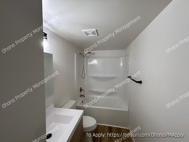 Building Photo - 4420 Hickory Wood Dr