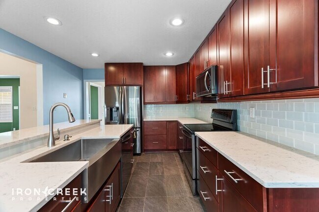 Building Photo - 49 Azalea Dr