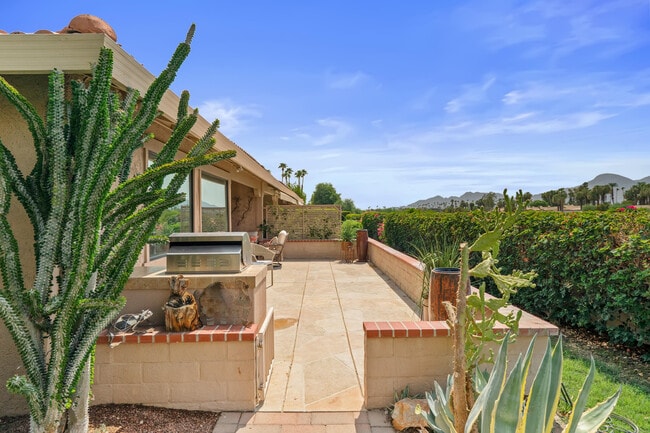 Building Photo - 99 Conejo Cir