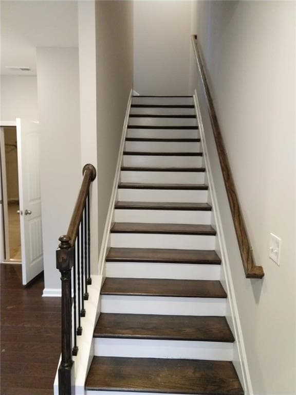 Building Photo - 523 Headwind Wy