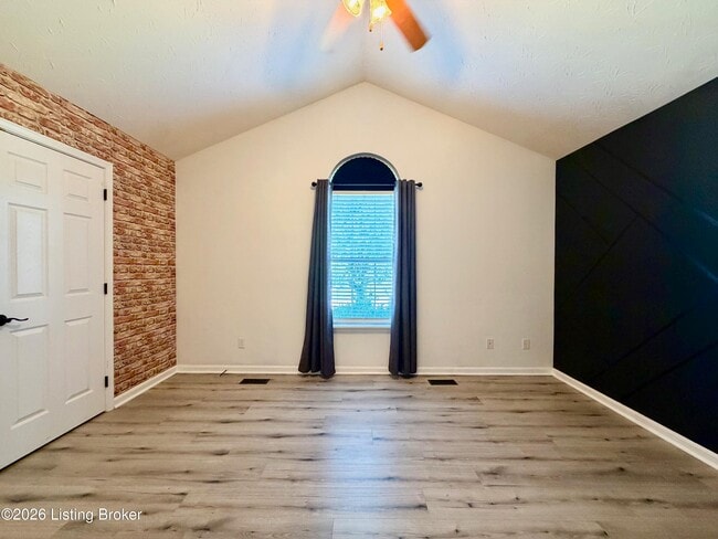 Building Photo - 319 Holly Marie Dr