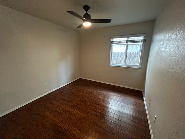 Building Photo - Move-In Ready 3BR/2BA in Round Rock - Enjoy One Month Free Rent When You Move In by November