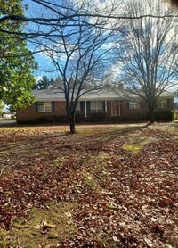 Building Photo - 919 County Road 61