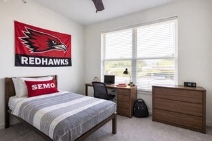 Building Photo - Hawks Landing