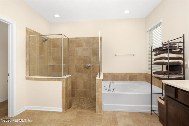 Building Photo - 94067 Woodbrier Cir