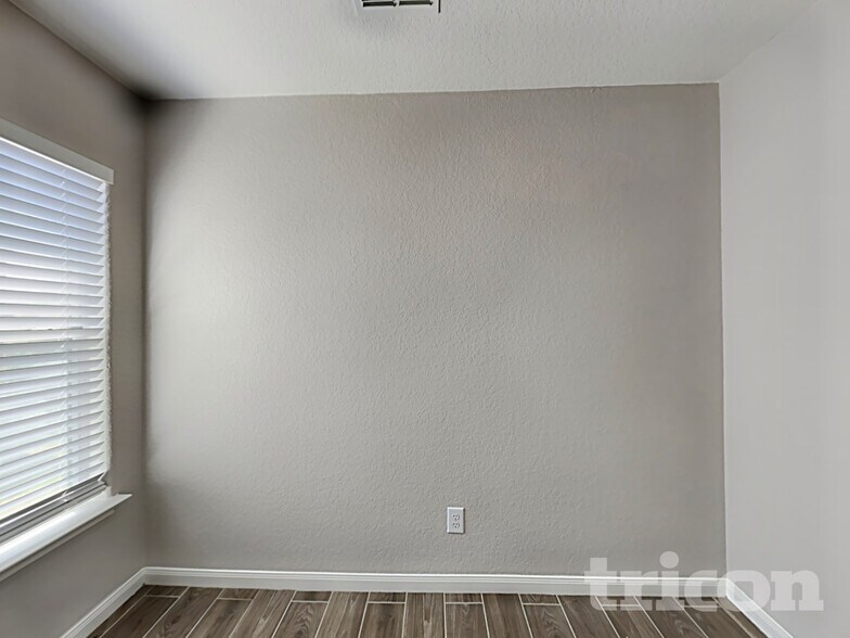 Building Photo - 6219 Still Meadow